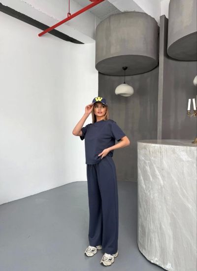 Osy Modal Yumuşak Dokulu Kumaş Kısa Kollu Bluz Rahat Pantalon Ikili Takım- Füme resmi